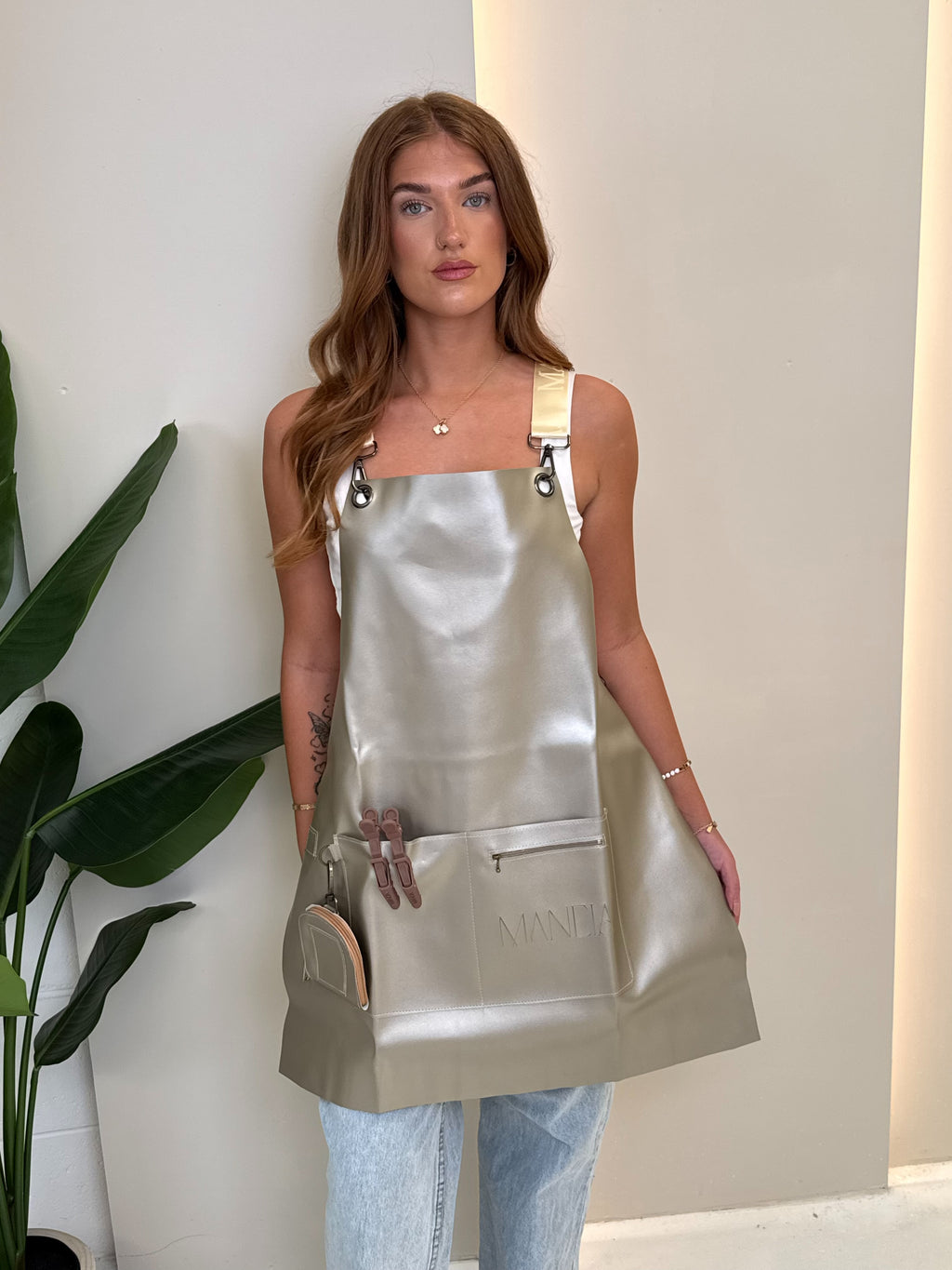 Champagne apron